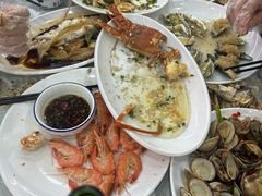 -范饭椰林川湘味海鲜·椰子鸡(三亚湾椰梦长廊店)