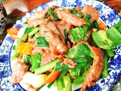 小炒黄牛肉-阿鹏故事云南野生菌火锅(人民路店)