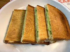 咖椰吐司-HELLO 27 意面·沙拉·帕尼尼