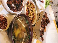 -浮何烤铺(桐梓林店)