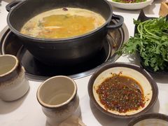 -汤宴·参须肚包鸡(南京路店)