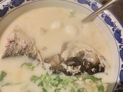-南京金牛湖巨碗鱼头