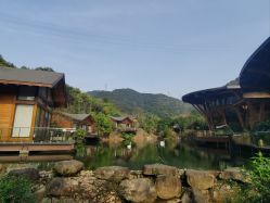 -尚圣月子会所·庄园式月子中心(萧山湘湖店)