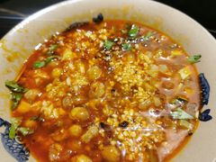 味碟-石锅苗苗鱼(武汉首店)