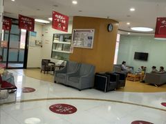 -雅悦齿科(顾村公园店)