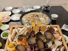 -草墩罗非鱼庄•野生菌•腊排骨(七星街上段店)