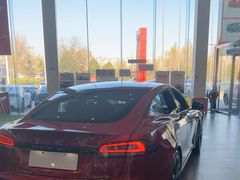 -TESLA 特斯拉(北京南四环中路特斯拉中心)