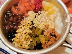 -贤合庄卤味自助火锅(新都汇店)