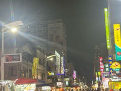 -六合夜市
