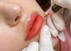 -七月美睫 美甲