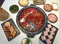 -卤校长老火锅(杨家坪直营店)