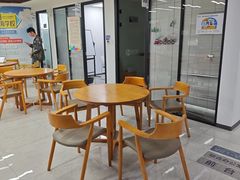 -新航道雅思托福·留学·考研培训(人民广场校区)