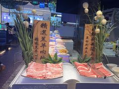 -曼格活海鲜·牛排自助(光明蓝鲸店)