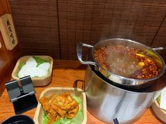 -独食火锅·半米屋台(直营总店)