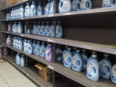 -家乐福(四元桥购物中心店)