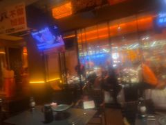 -何师烧烤·香辣蟹·川菜·30年老品牌(太古里旗舰店)