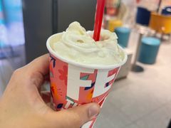 朗姆葡萄华夫脆-DQ·蛋糕·冰淇淋(周浦万达店)