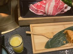 飞鱼籽墨鱼滑-湊湊火锅·茶憩(新中关购物中心店)