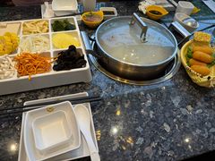 -一席地·本地鸡窝·杭帮鸡火锅(萧山银隆百货店)