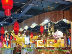 -老滇山寨•云南特色菜•地方菜•民族风情歌舞表演(金碧店)