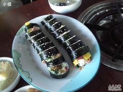 金枪鱼寿司-郑阿姨的家·이모네·韩料&烤肉(武川路店)