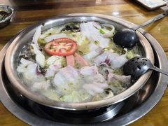 -泸州酸菜豆花火锅川师店