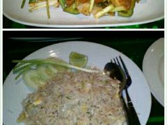 -Baan Ploy Samed Restaurant ร้านอาหารบ้านพลอยเสม็ด