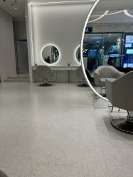 -Meng Lang 梦郎白金店