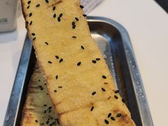 蛋液裹大面包-一家破烧烤店·辣卤海鲜·小排档(光谷店)