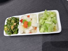 -艳阳天民俗村(公园路店)