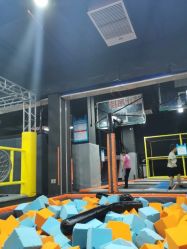 -蹦贝运动中心·蹦床·攀岩·闯关(龙岗店)