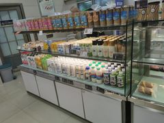 -喜莲娜动物奶油生日蛋糕(白云店)