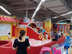 -孩子王童乐园(泰州万达店)