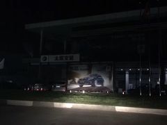 -太原宝诚宝马4S店(迎泽西大街店)