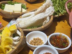 -民食香·腊排骨野生菌美食(木府店)