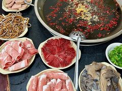 -储奇门鳝鱼火锅(总店)