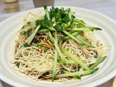 -肥肥虾庄·金牌油焖大虾(首义路店)