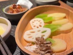 -三出山火锅(南京万象天地店)
