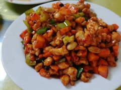 -明月食府(二区干二路店)
