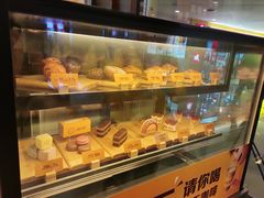 面包甜点陈列柜-麦当劳(花城大道华穗路店)