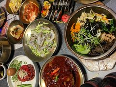 -草家酱蟹炭火烤肉店(珲春南路二店)