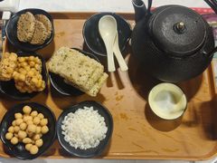 -刘姐啤酒鱼民族演艺餐厅(西街总店)
