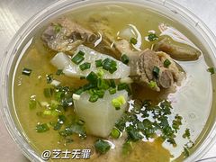 -燕子煨汤(山海关路店)