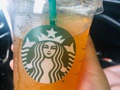 -星巴克臻选(成都环球乐天店)