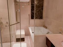 -深圳富苑皇冠假日套房酒店