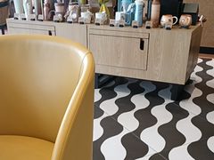 -星巴克臻选(莘庄仲盛店)