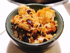 云南野生菌煲仔饭-狐狸爱上椰子鸡(滨江星光大道店)