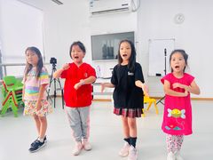 -蓝话筒·少儿成人演讲口才·主持朗诵·戏剧表演(大华第一坊店)