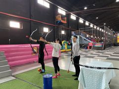 -嘿哟动霸CHUA·新潮玩运动娱乐中心·蹦床滑冰团建乐园