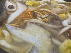 -菌之家·专业纯野生菌火锅·特色炒菌